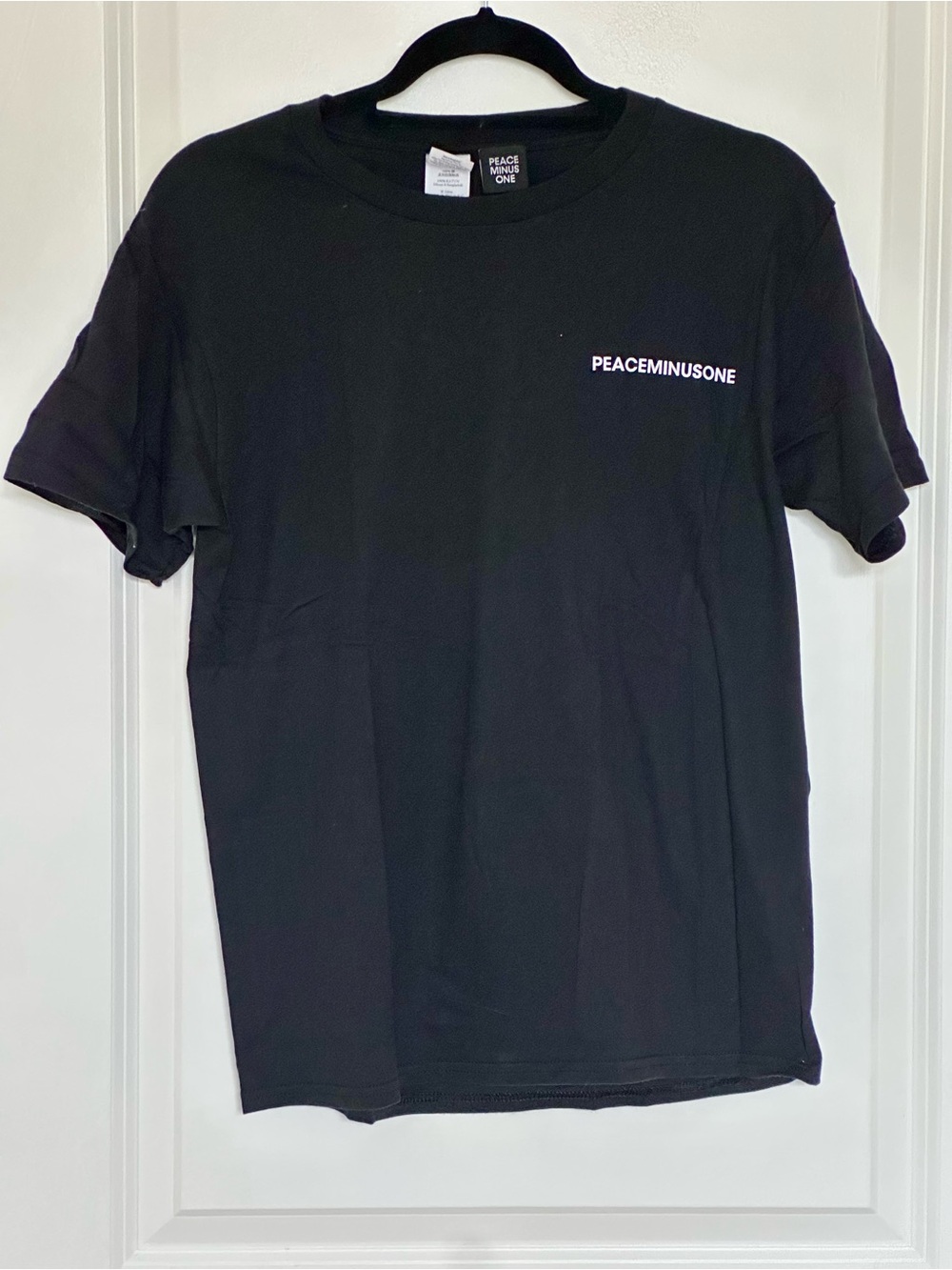 PeaceMinusOne G-Dragon Black Logo Short Sleeve Tee